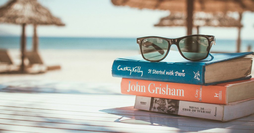 Mom Who Reads // Summer Books